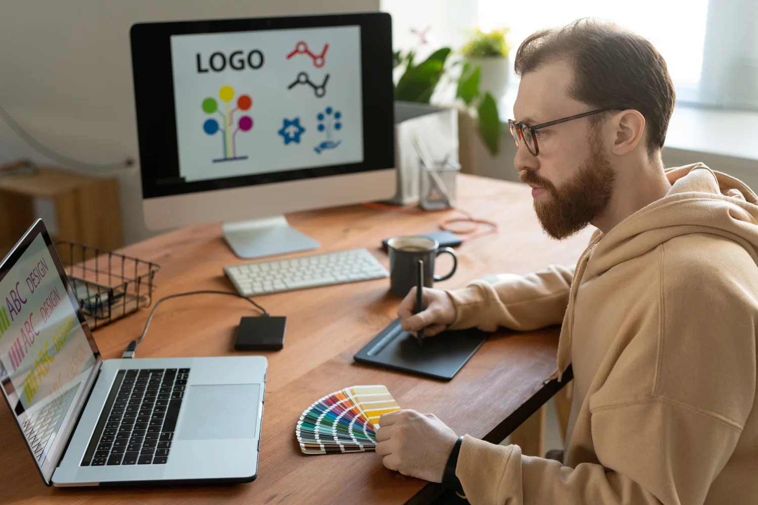How to Choose the Right Logo Designer for Your Business Feature Image